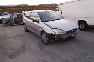 Ford focus 3 porte 03 tdci ricambi