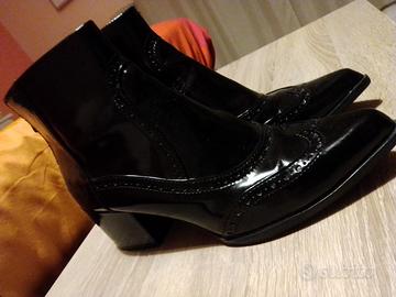 Stivaletti all'inglese num 40