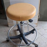 COMPIR SGABELLO IMBOTTITO GIREVOLE