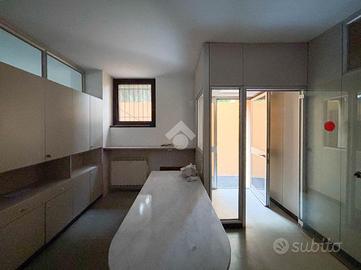 UFFICIO A BURAGO DI MOLGORA