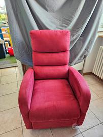 POLTRONA RELAX ELETTRICA ALZAPERSONA – ROSSA