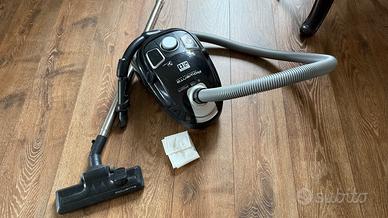 Aspirapolvere Rowenta a sacco