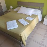 Stock biancheria bianca B&B usata in buono stato