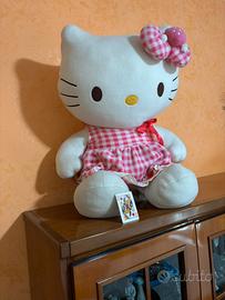 Hello kitty gigante