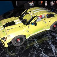 Lego technic Ford Mustang