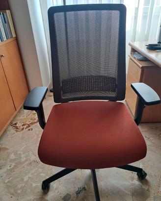 Poltrona da scrivania Axis nuova