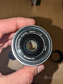 Obiettivo fotografico Olympus M.Zuiko Digital 25mm