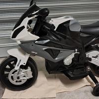 Moto BMW elettrica 