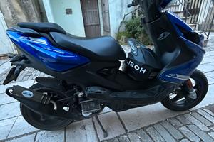 Yamaha Aerox 2018