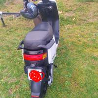 scooter elettrico per pezzi di ricambio 