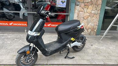 Scooter Elettrico Motron Voltz 2023