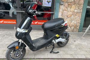 Scooter Elettrico Motron Voltz 2023
