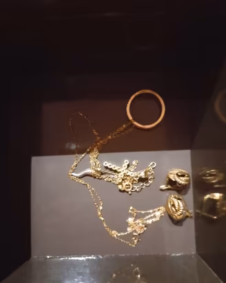 Oggetti di oro