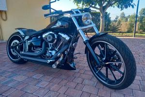 Harley-Davidson Softail Breakout - 2015