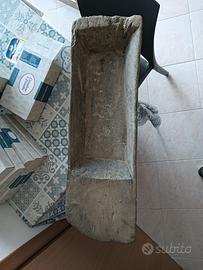 Madia antica in legno