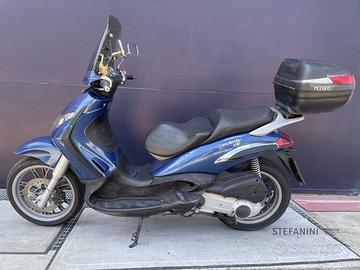 Piaggio Beverly 250