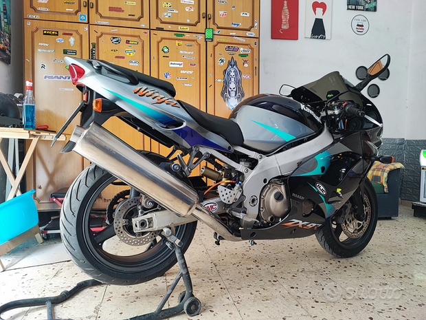 Kawasaki zx9r