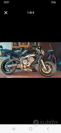 YAMAHA FZ6 