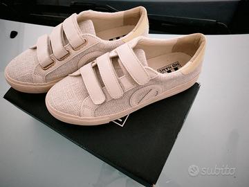 No Name sneaker 