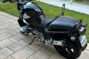 BMW R850R
