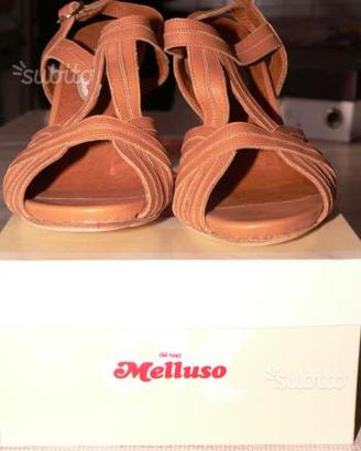 Scarpe a saldalo Melluso