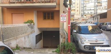 AMM. RIZZO: MAGAZZINO MQ 800 DOPPIO ACCESSO