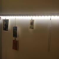 Metro in legno porta foto.