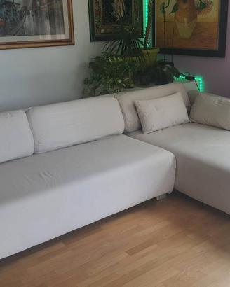 Divano Ikea con chaise longue