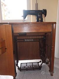 Macchina per cucire vintage Singer