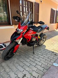 Ducati Hypermotard 821