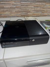Xbox 360 slim 4GB