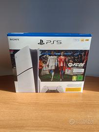 PS5 Slim disco nuova + FIFA26 +
scontrino garanzia