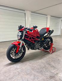 Ducati Monster 796