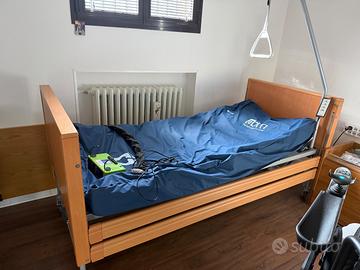 Letto per disabili con materasso anti decubito