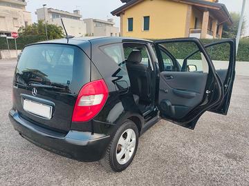Mercedes A 150 Benzina ( TAGLIANDATA )