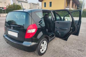 Mercedes A 150 Benzina ( TAGLIANDATA )
