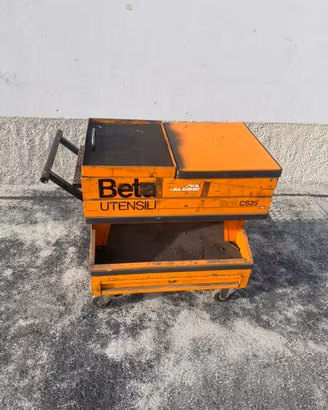Carrello attrezzi