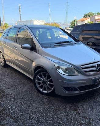 MERCEDES - Classe B - 200 CDI Chrome