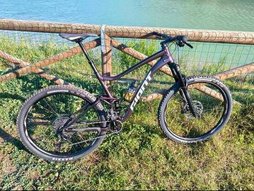 Giant Stance 2023  XL