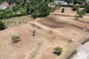 Terreno agricolo di 5.000 mq a Pozzuoli con pozzo