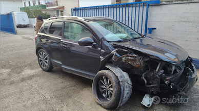 Nissan Qashqai 2011 incidentata