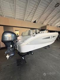 barca open 5,50 con YAMAHA F40L (60 cavalli)