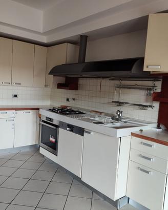 Cucina Boffi con elettrodomestici