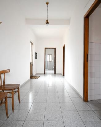 Indipendente con ampio giardino nel cuore di Nurri
