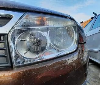 DACIA DUSTER 2012 FARO ANTERIORE SX/DX