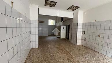 MULTILOCALE A CASTELLAMMARE DI STABIA