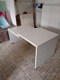 Mobili anche per ufficio