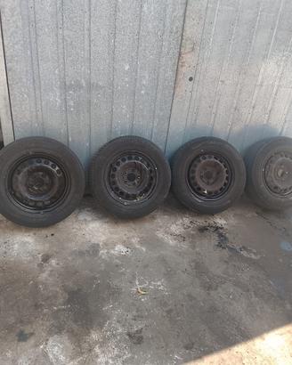 Gomme/cerchi Mercedes B 180d