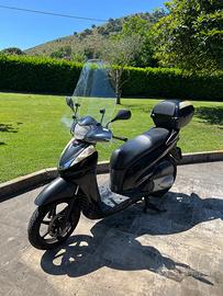 Honda SH300