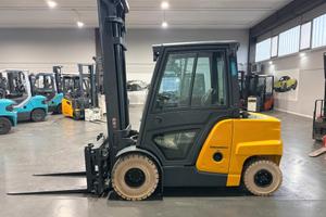 CARRELLO ELEVATORE DIESEL JUNGHEINRICH 35 QUINTALI